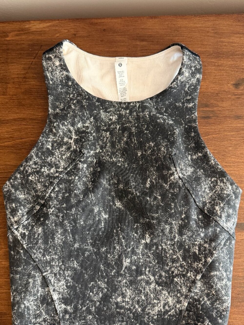 Lululemon NWOT Align High Neck Cami Tank Top w/built in bra w/pads Black/White